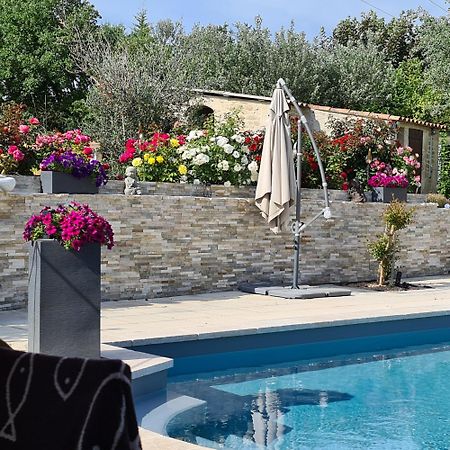 Appartements Dans Villa Privee Avec Piscine, Jardin, Parking Clos, Wifi, Climatisation Мерёй Экстерьер фото