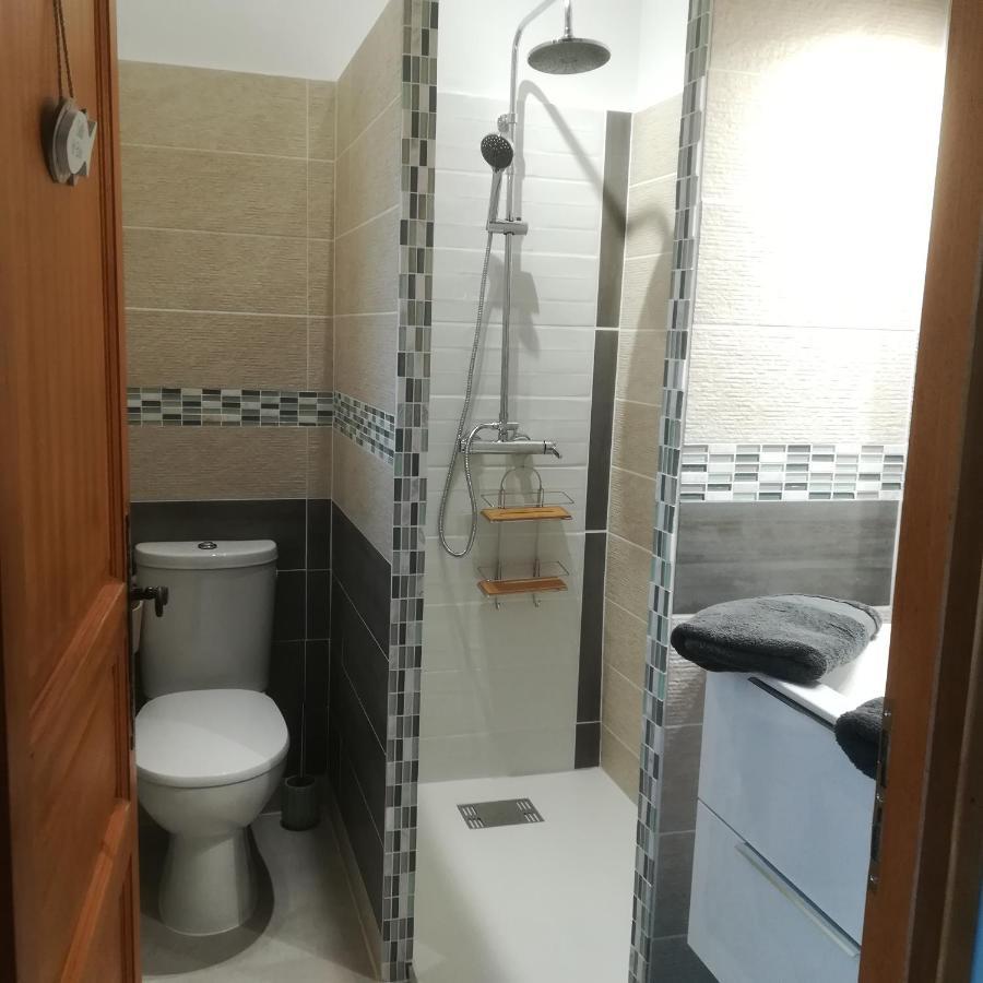Appartements Dans Villa Privee Avec Piscine, Jardin, Parking Clos, Wifi, Climatisation Мерёй Экстерьер фото
